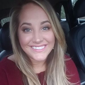 Meet your Posher, Karissa